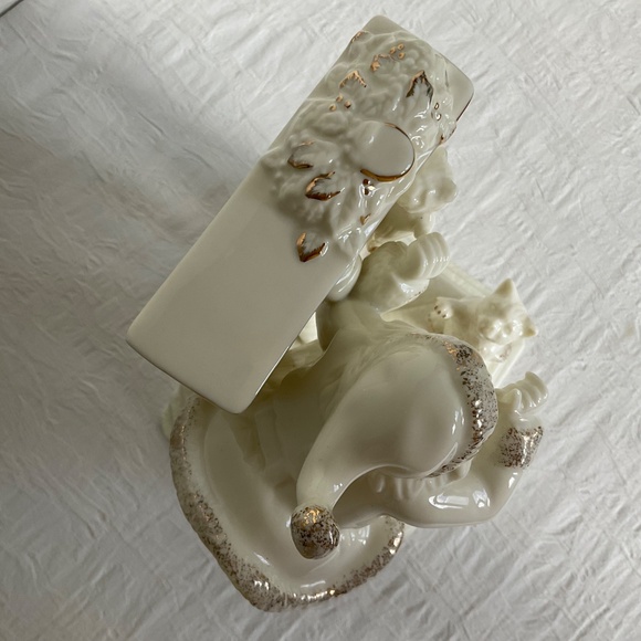 Mikasa Fine Porcelain “Santa’s Secret” Vintage Christmas Decor - Picture 7 of 12